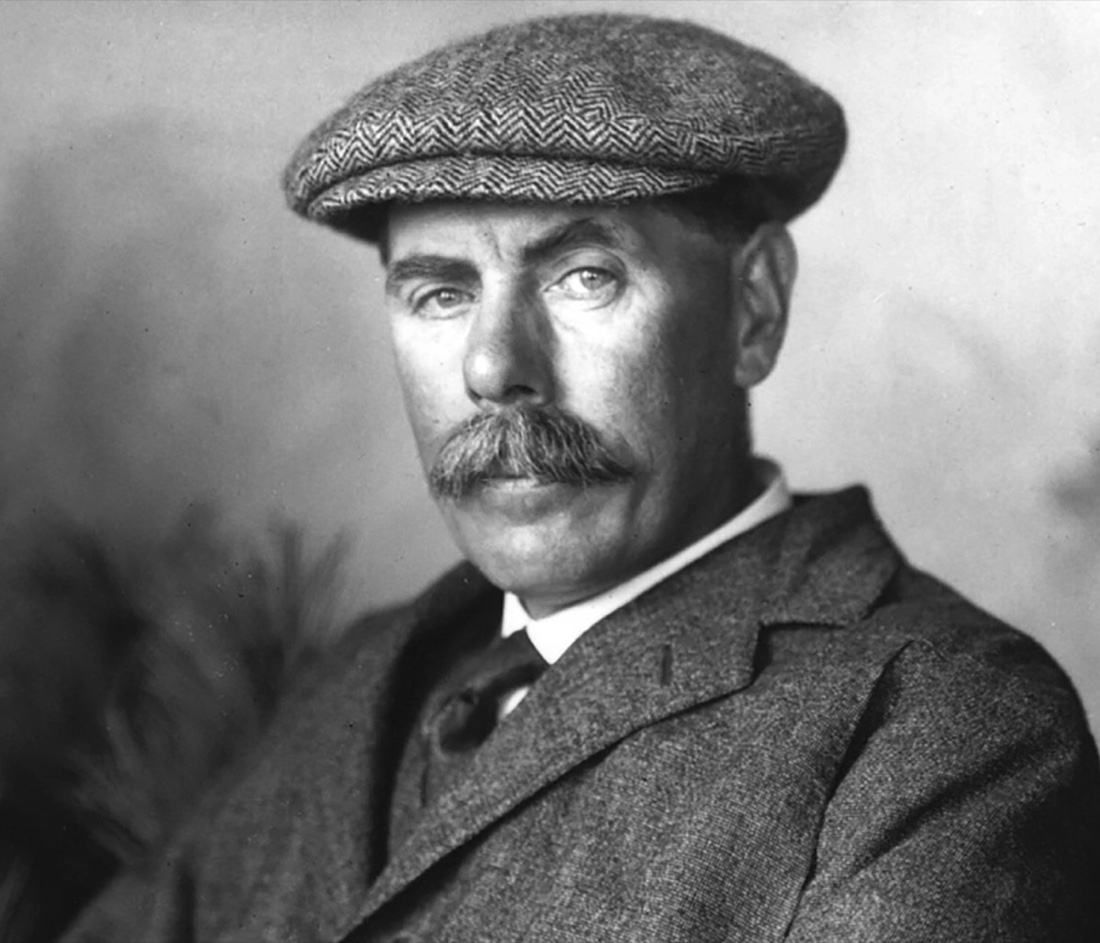 A classic flat-cap portrait in the tradition of James Braid